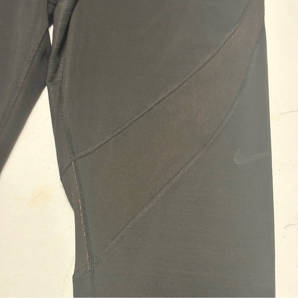 Nike Hyper Warm Women’s Black Leggings with Neon Accents - Picture 3 of 11